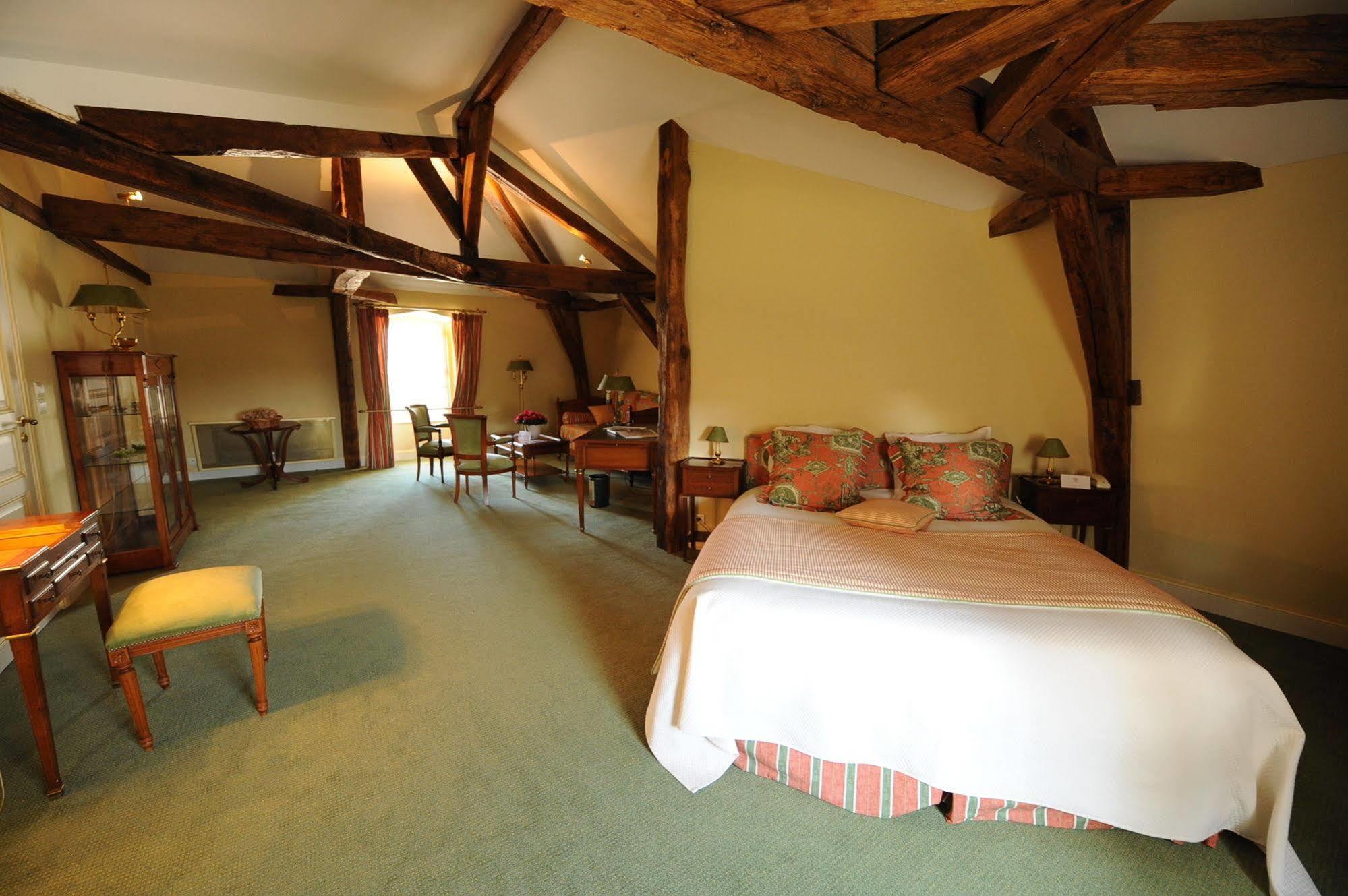 Chateau De Curzay Bagian luar foto