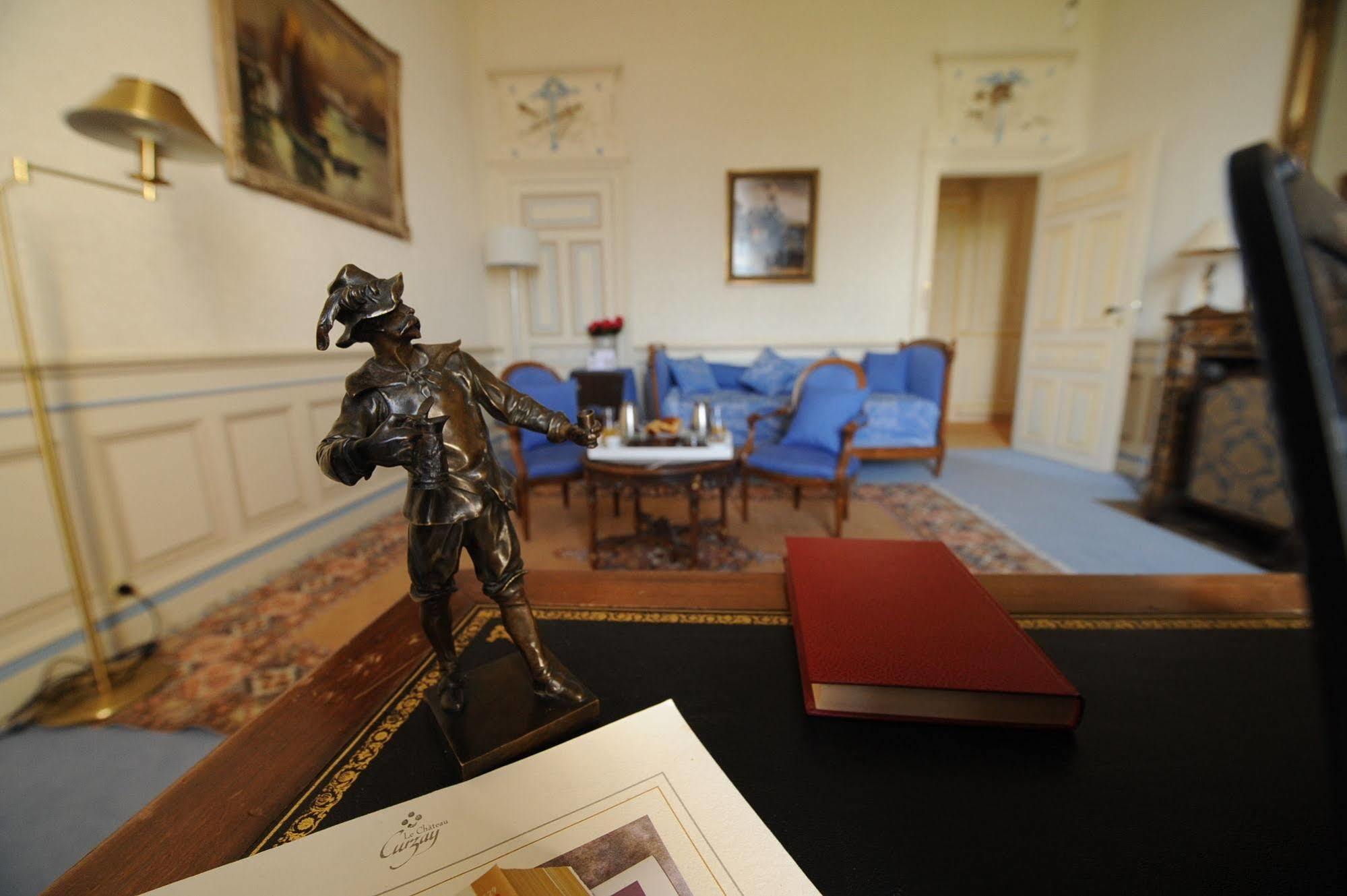 Chateau De Curzay Bagian luar foto