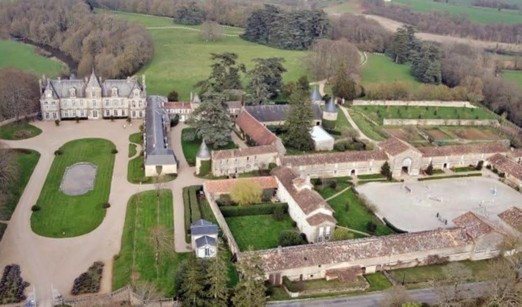 Chateau De Curzay Bagian luar foto